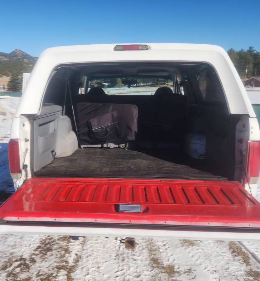 Ford-Bronco-4x4-1995-white-6