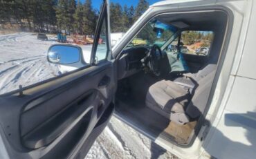 Ford-Bronco-4x4-1995-white-8