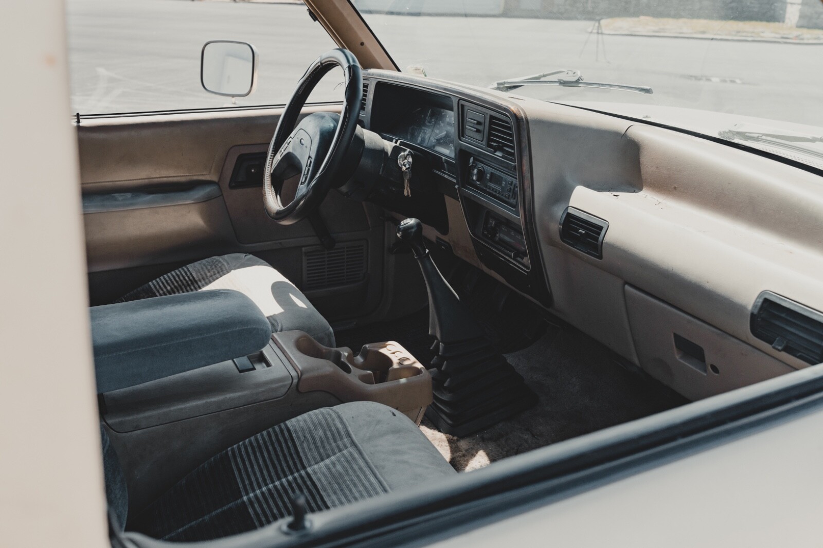 Ford-Bronco-II-1989-SUV-12