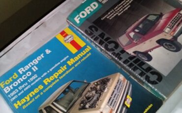 Ford-Bronco-II-1989-SUV-16