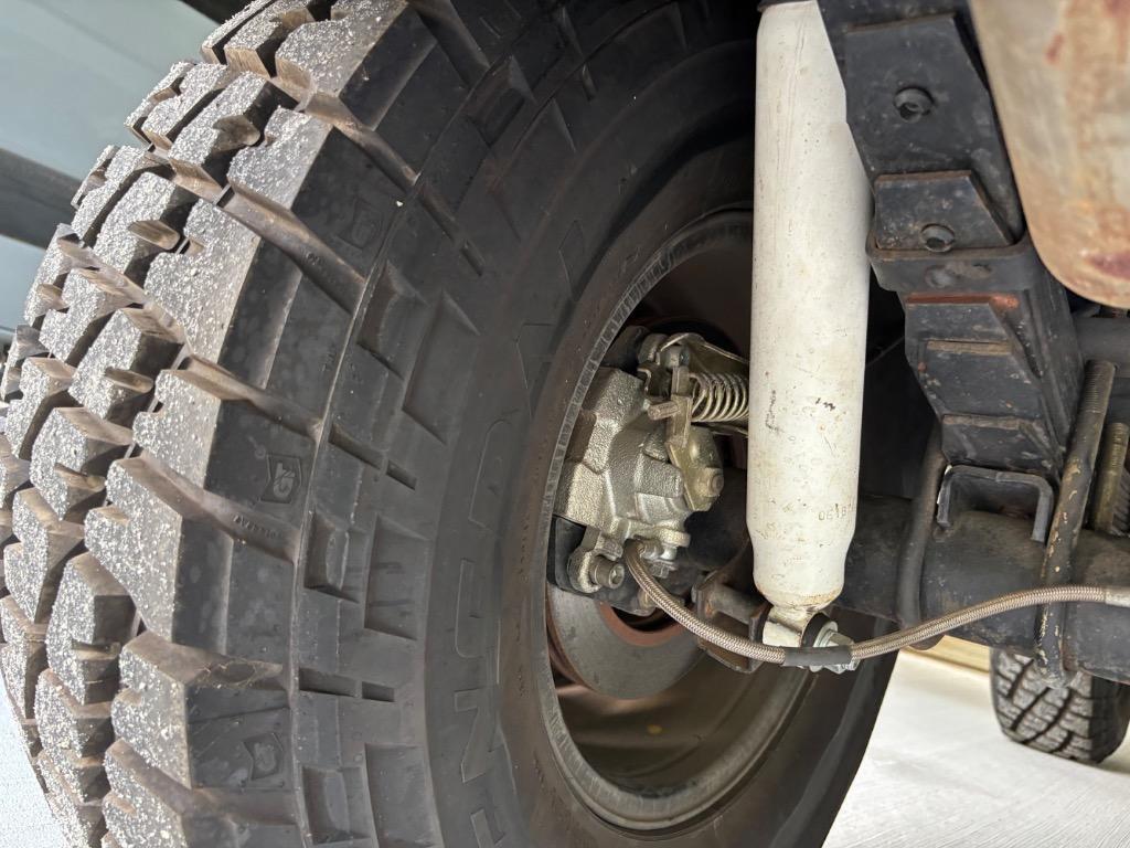 Ford-Bronco-Resto-Mod-331-stroker-vintage-ac-nut-and-b-1971-12
