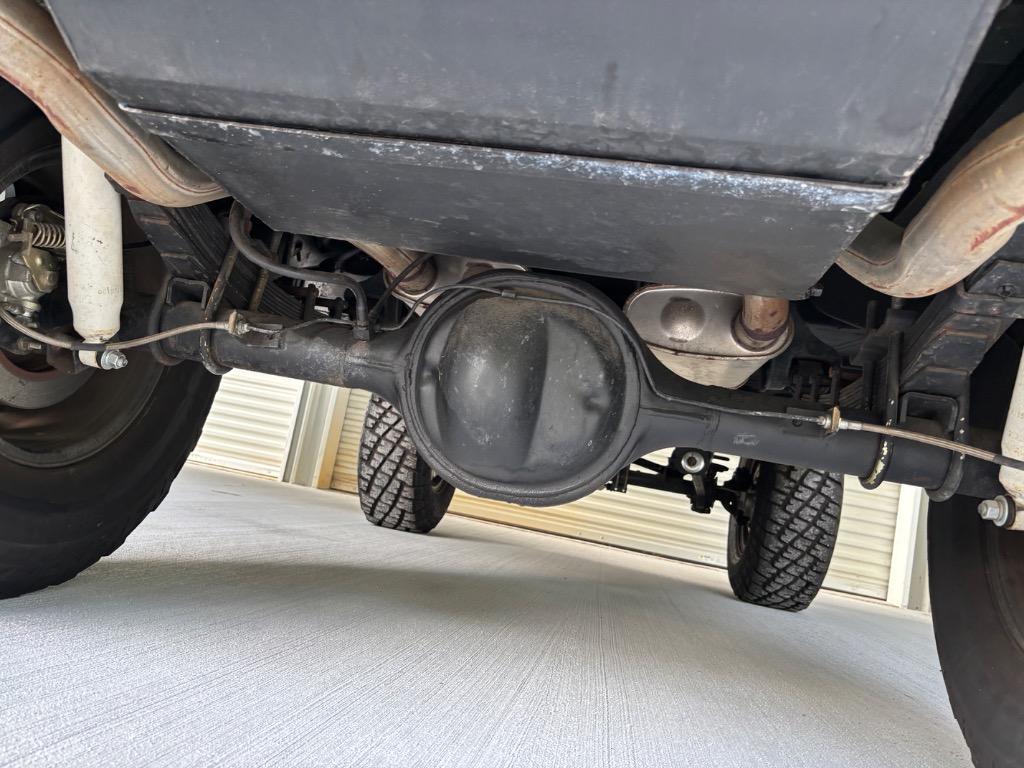 Ford-Bronco-Resto-Mod-331-stroker-vintage-ac-nut-and-b-1971-13