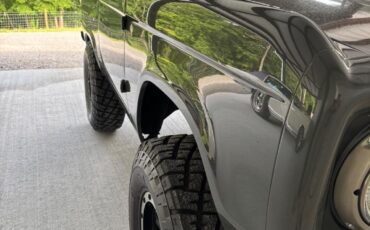 Ford-Bronco-Resto-Mod-331-stroker-vintage-ac-nut-and-b-1971-29