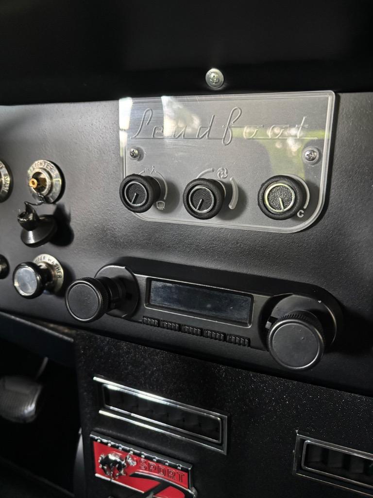 Ford-Bronco-Resto-Mod-331-stroker-vintage-ac-nut-and-b-1971-38