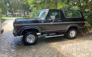 Ford-Bronco-eddie-bauer-1978-black