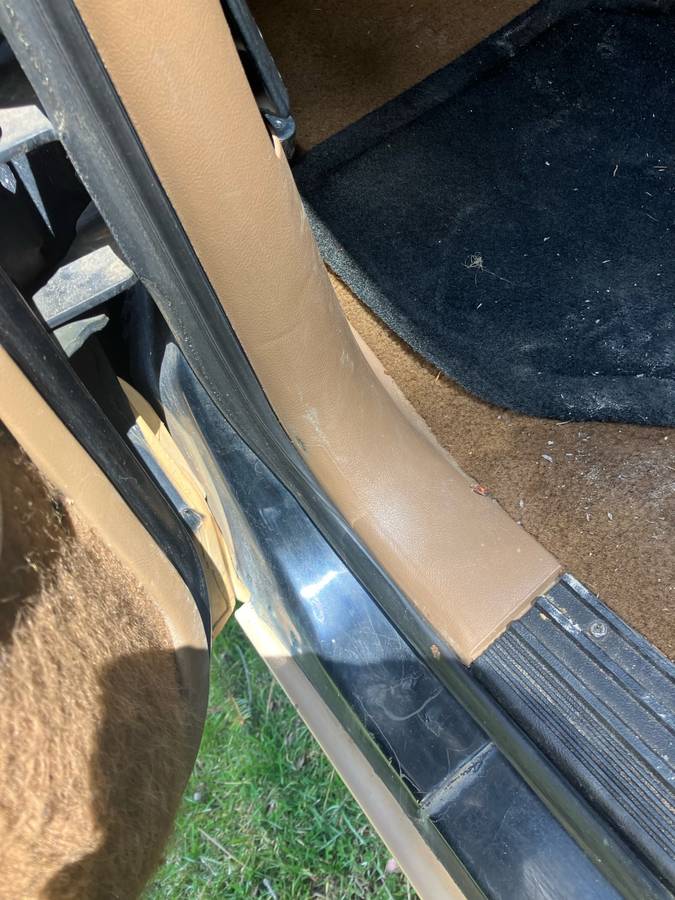 Ford-Bronco-eddie-bauer-4x4-1990-black-7