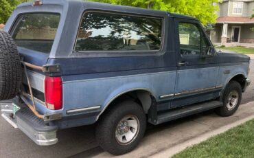 Ford-Bronco-xlt-1992-blue