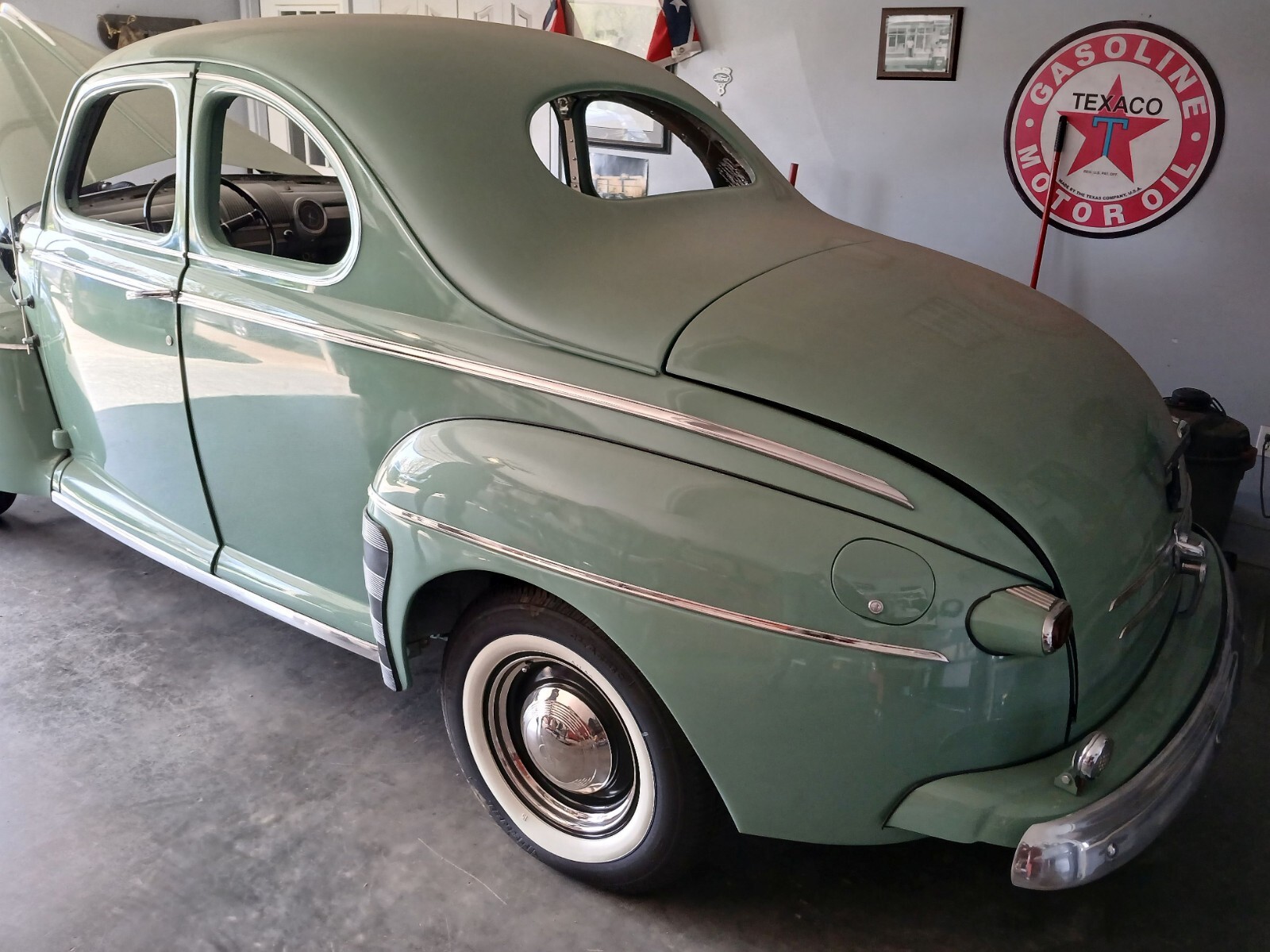 Ford-Business-Coupe-1946-Coupe-5