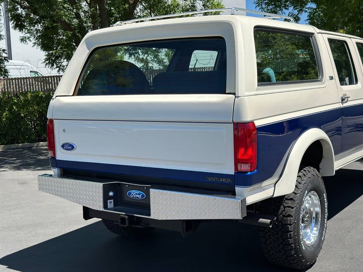 Ford-C350-centurion-4x4-4-door-suv-7.5l-v8-gas-59k-orig-1990-white-12
