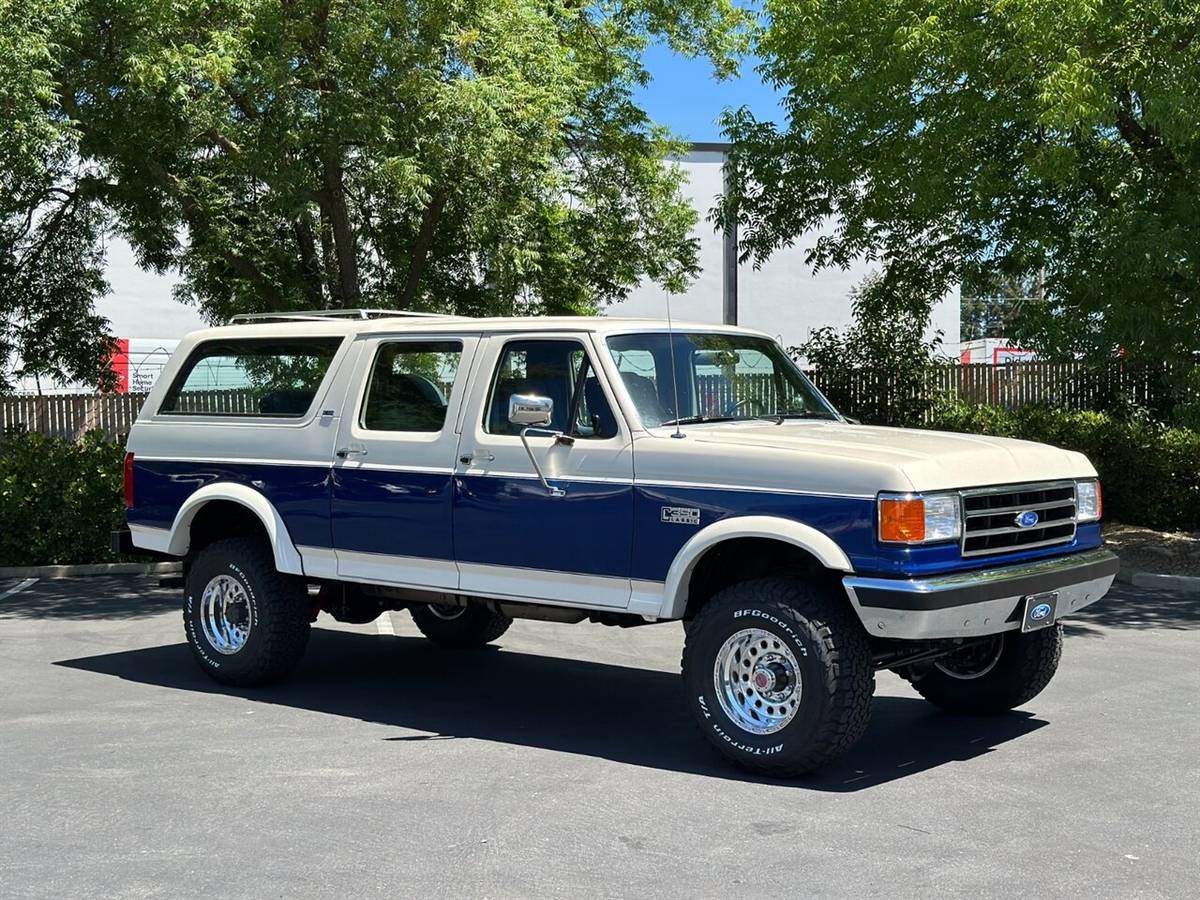 Ford-C350-centurion-4x4-4-door-suv-7.5l-v8-gas-59k-orig-1990-white-17