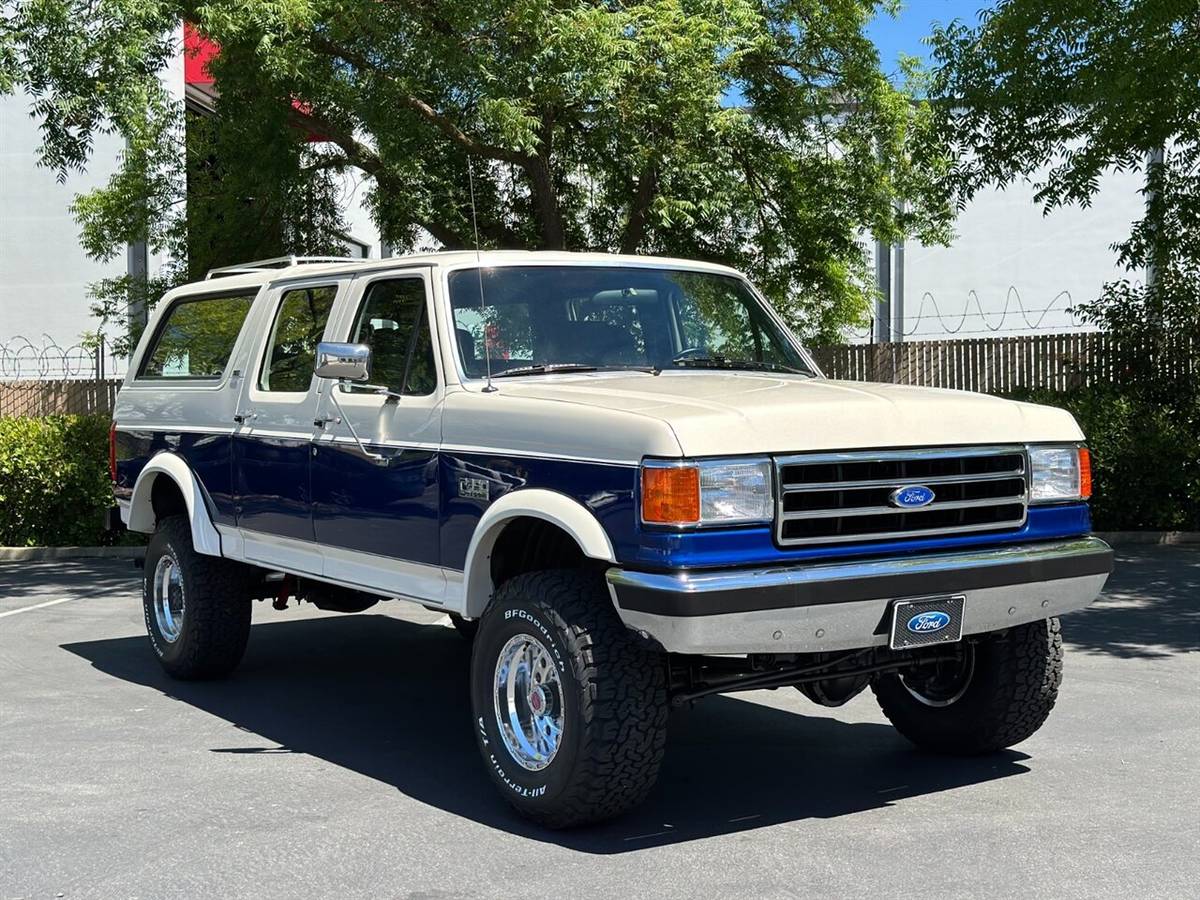 Ford-C350-centurion-4x4-4-door-suv-7.5l-v8-gas-59k-orig-1990-white-18