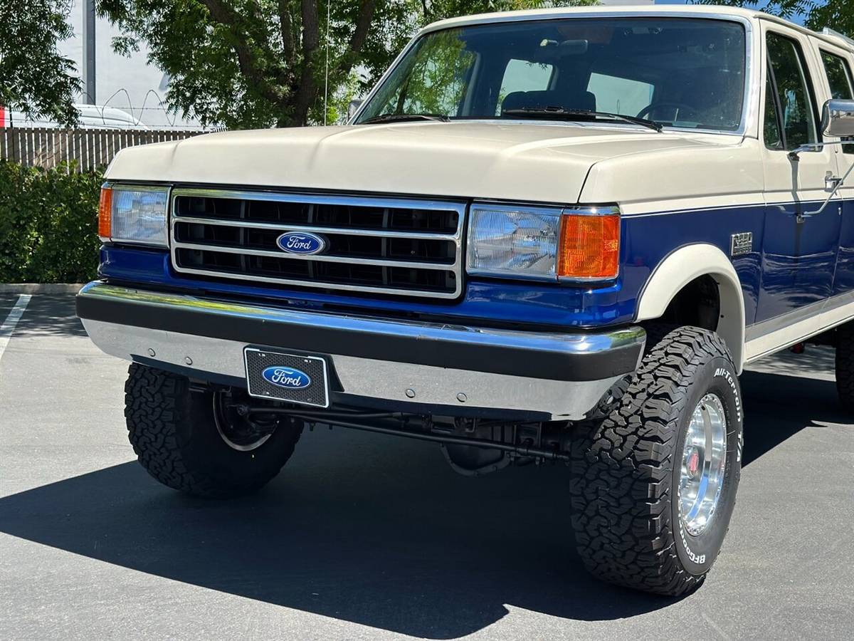Ford-C350-centurion-4x4-4-door-suv-7.5l-v8-gas-59k-orig-1990-white-3