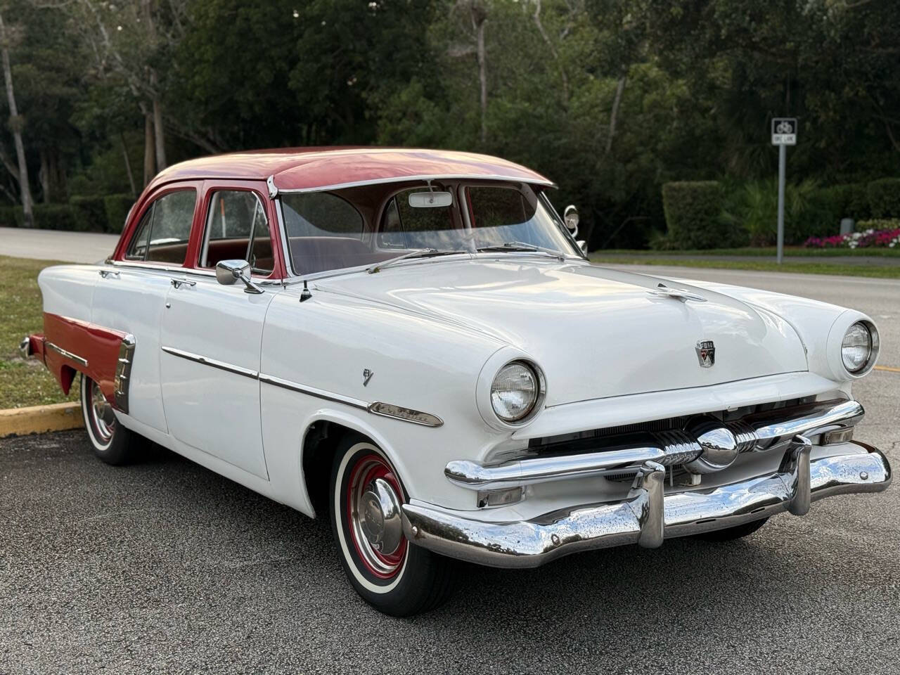 Ford-CUSTOMLINE-1953-Sedan-10