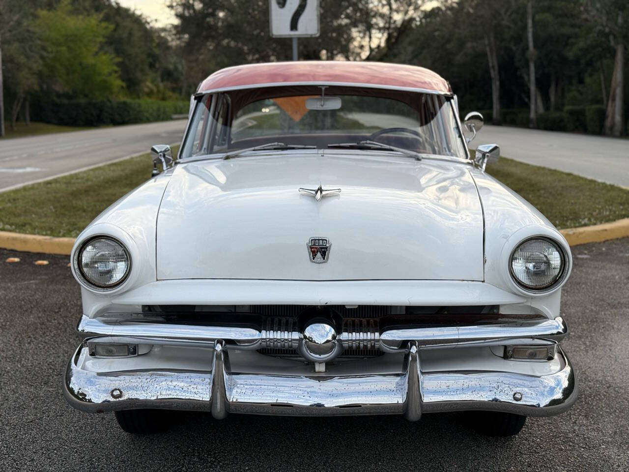 Ford-CUSTOMLINE-1953-Sedan-11