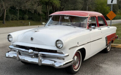 Ford CUSTOMLINE 1953 Sedan