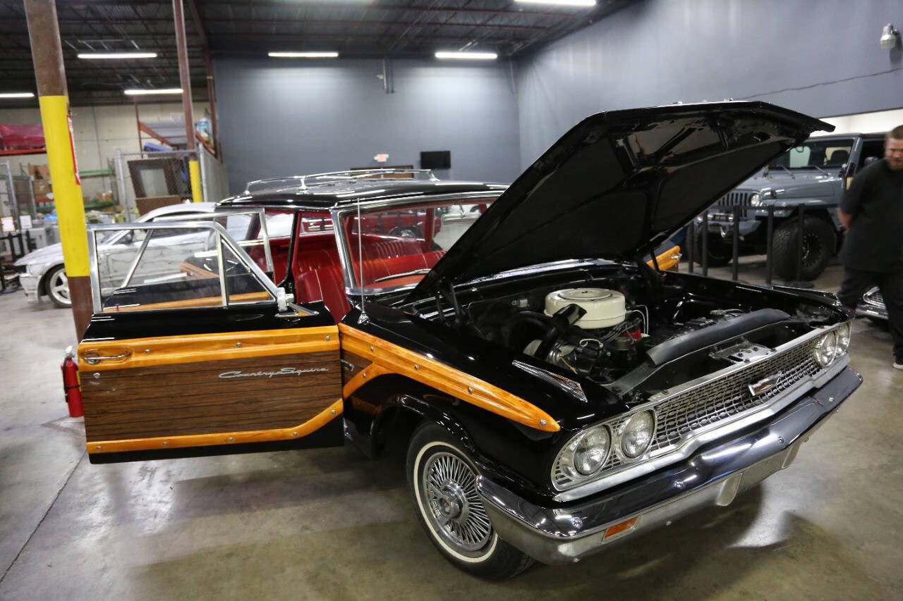 Ford-Country-Squire-1963-Wagon-38