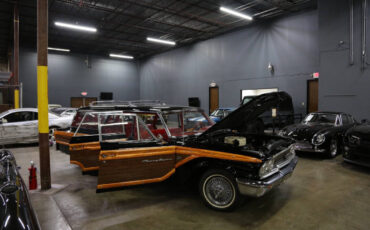 Ford-Country-Squire-1963-Wagon-39