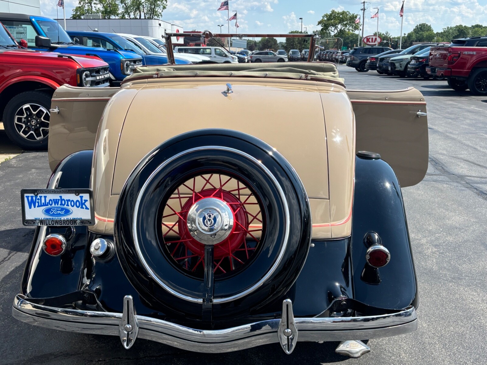 Ford-Coupe-1933-Convertible-6