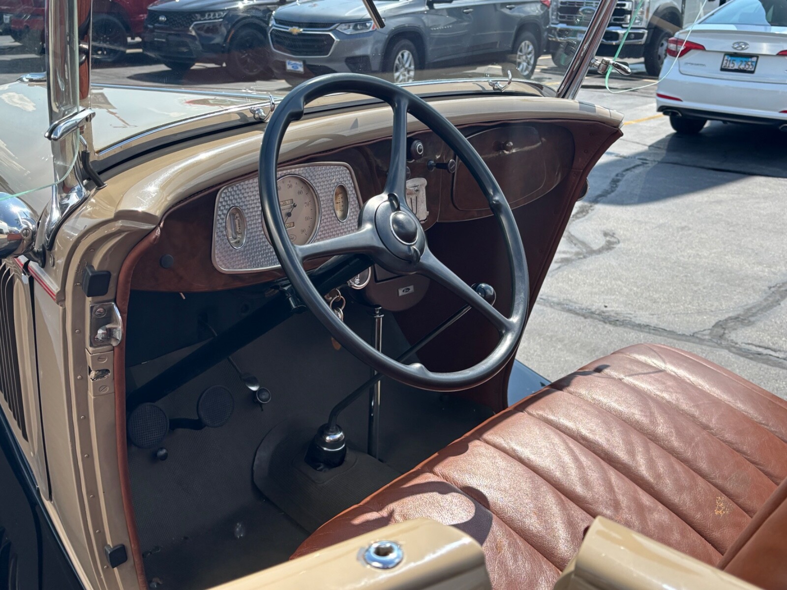 Ford-Coupe-1933-Convertible-8