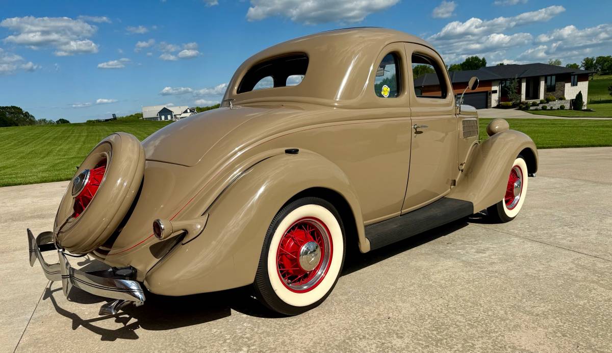 Ford Coupe  1935