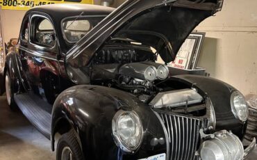 Ford-Coupe-1939-black-1