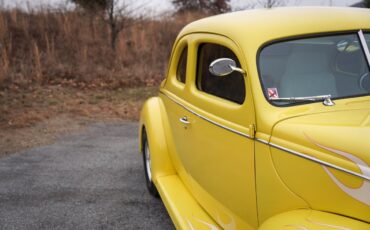Ford-Coupe-1940-26