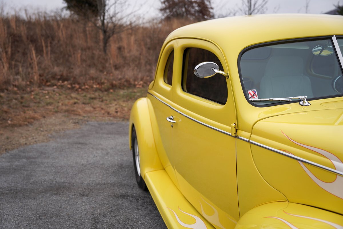 Ford-Coupe-1940-26