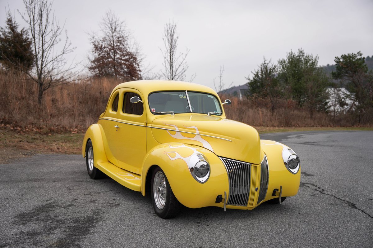 Ford-Coupe-1940-3