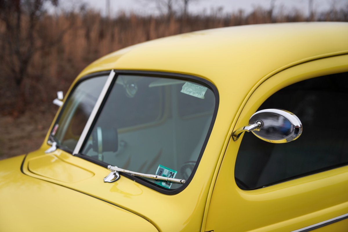 Ford-Coupe-1940-30