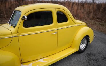 Ford-Coupe-1940-32