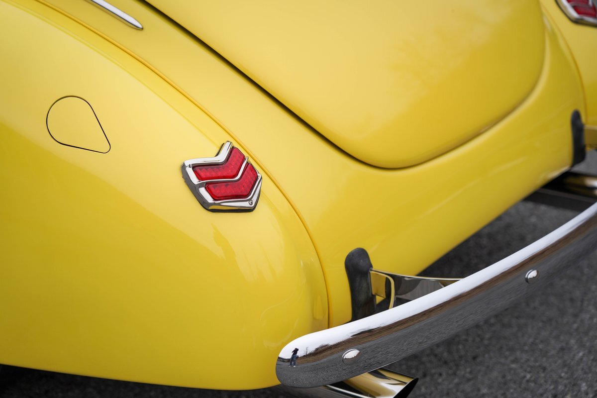 Ford-Coupe-1940-36