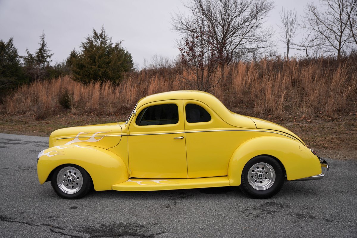 Ford-Coupe-1940-9