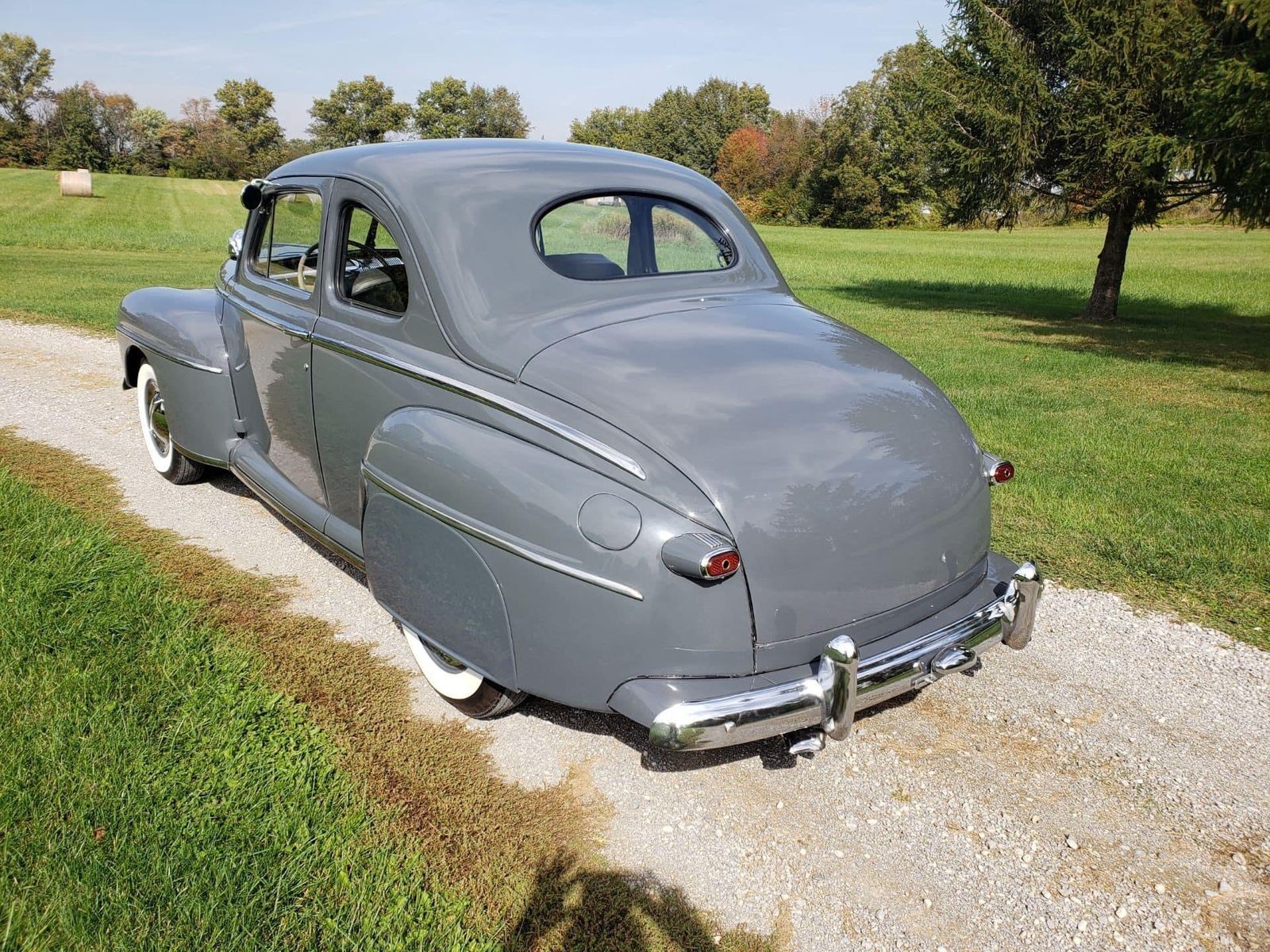 Ford-Coupe-1948-Coupe-4