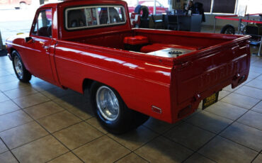 Ford-Courier-1974-Classic-Car-5
