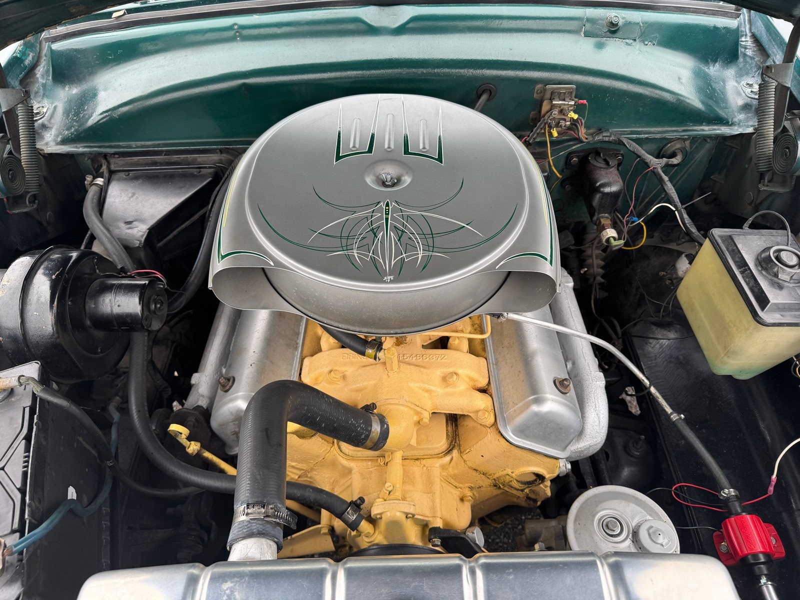 Ford-Crestline-Sunliner-1954-13