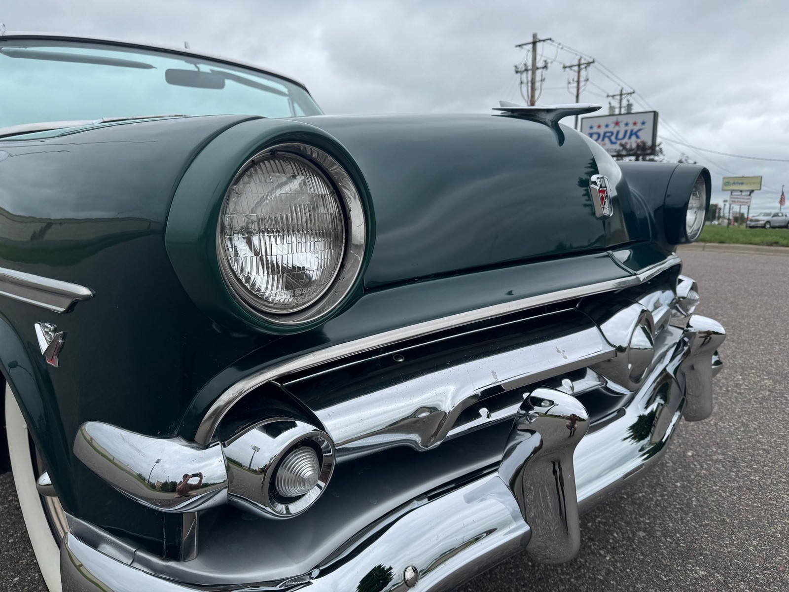 Ford-Crestline-Sunliner-1954-21