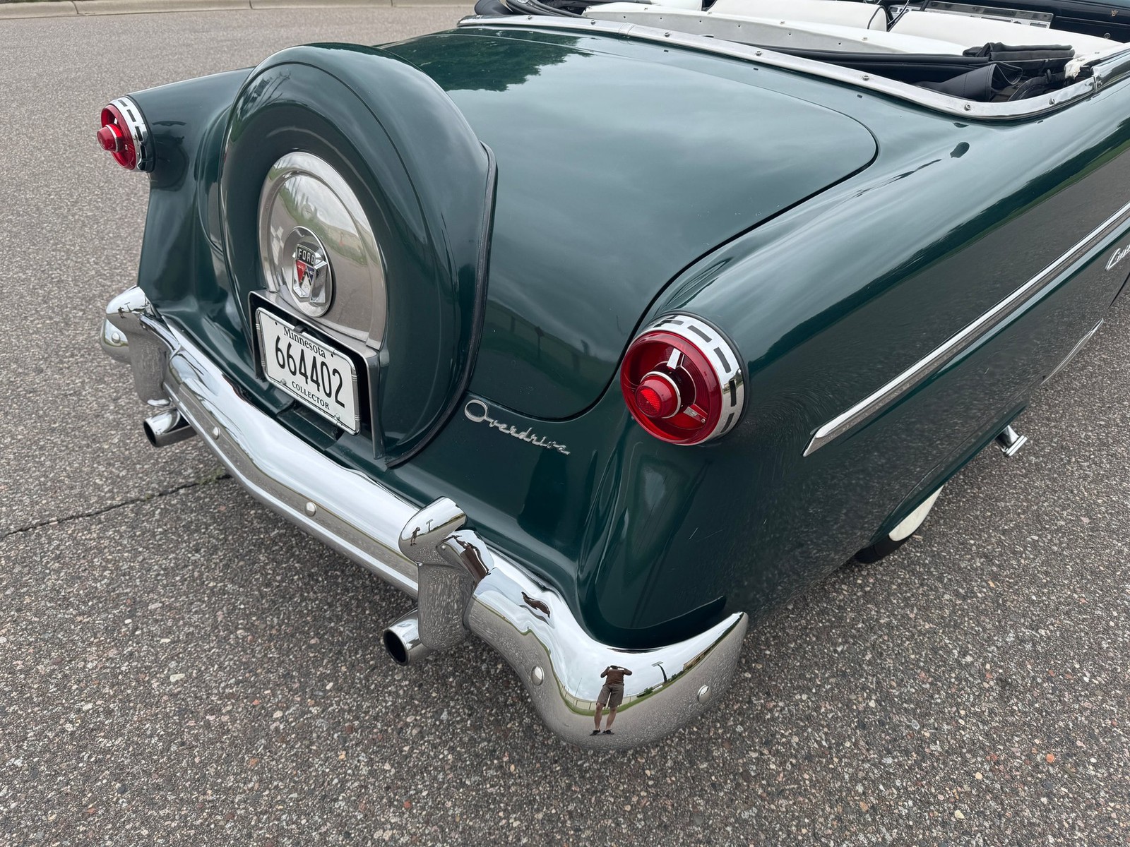 Ford-Crestline-Sunliner-1954-27