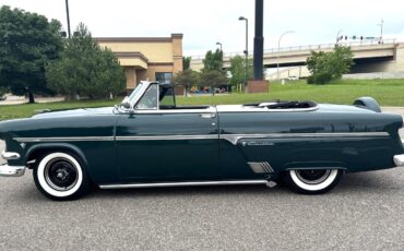 Ford-Crestline-Sunliner-1954-6