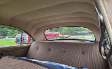 Ford-Crestliner-1951-14