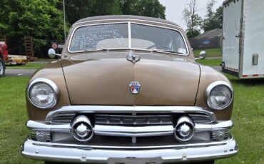 Ford-Crestliner-1951-6