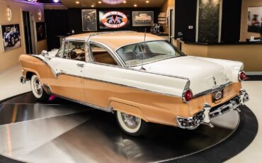 Ford-Crown-Victoria-1955-Coupe-16