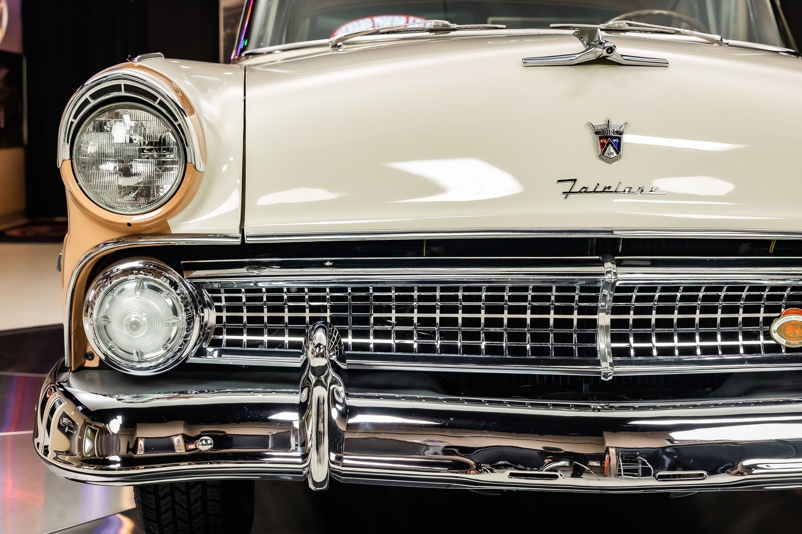 Ford-Crown-Victoria-1955-Coupe-19