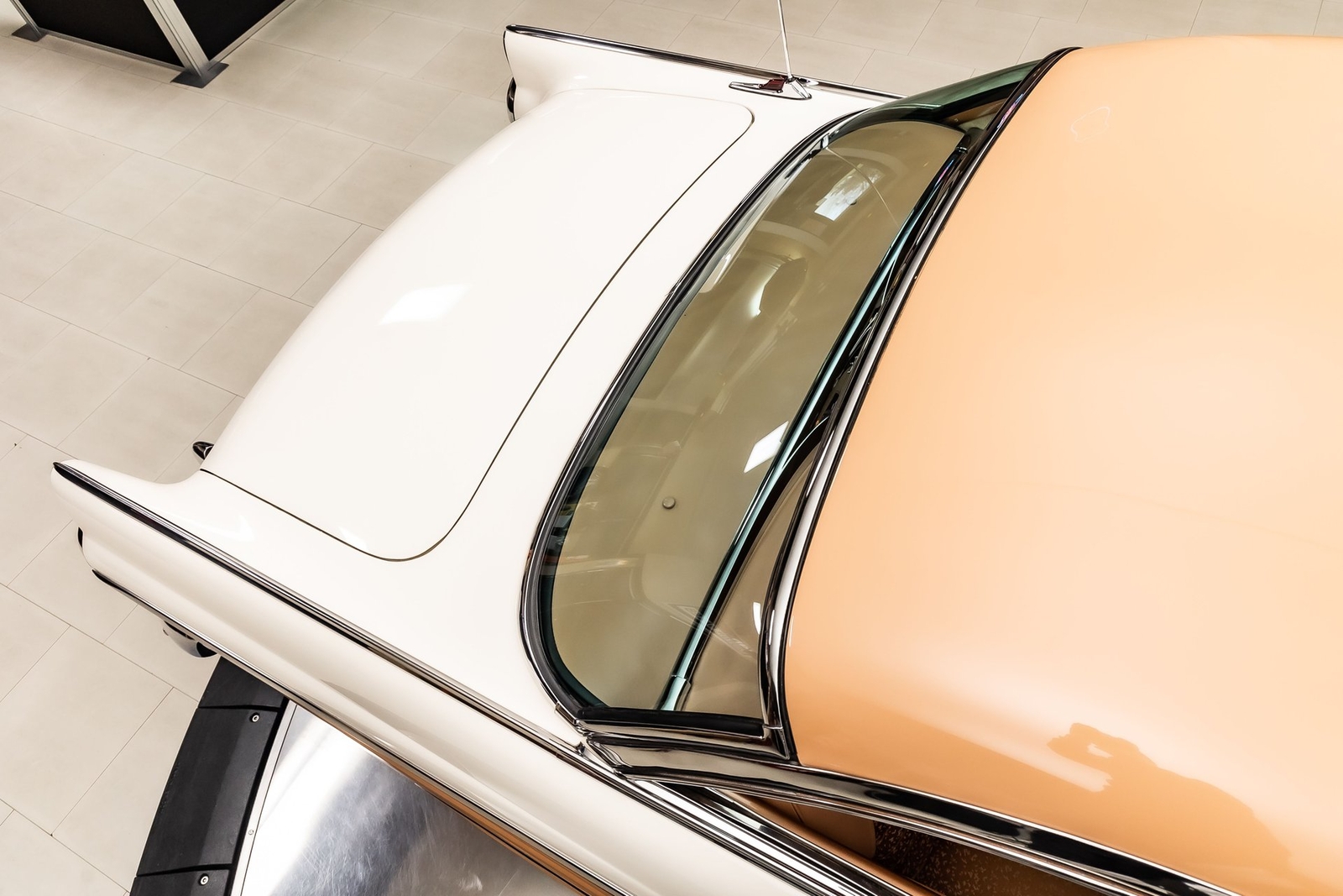 Ford-Crown-Victoria-1955-Coupe-23