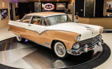 Ford-Crown-Victoria-1955-Coupe-9