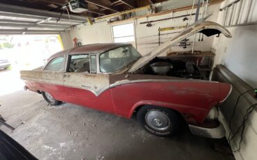 Ford-Crown-Victoria-1955-Sedan-3