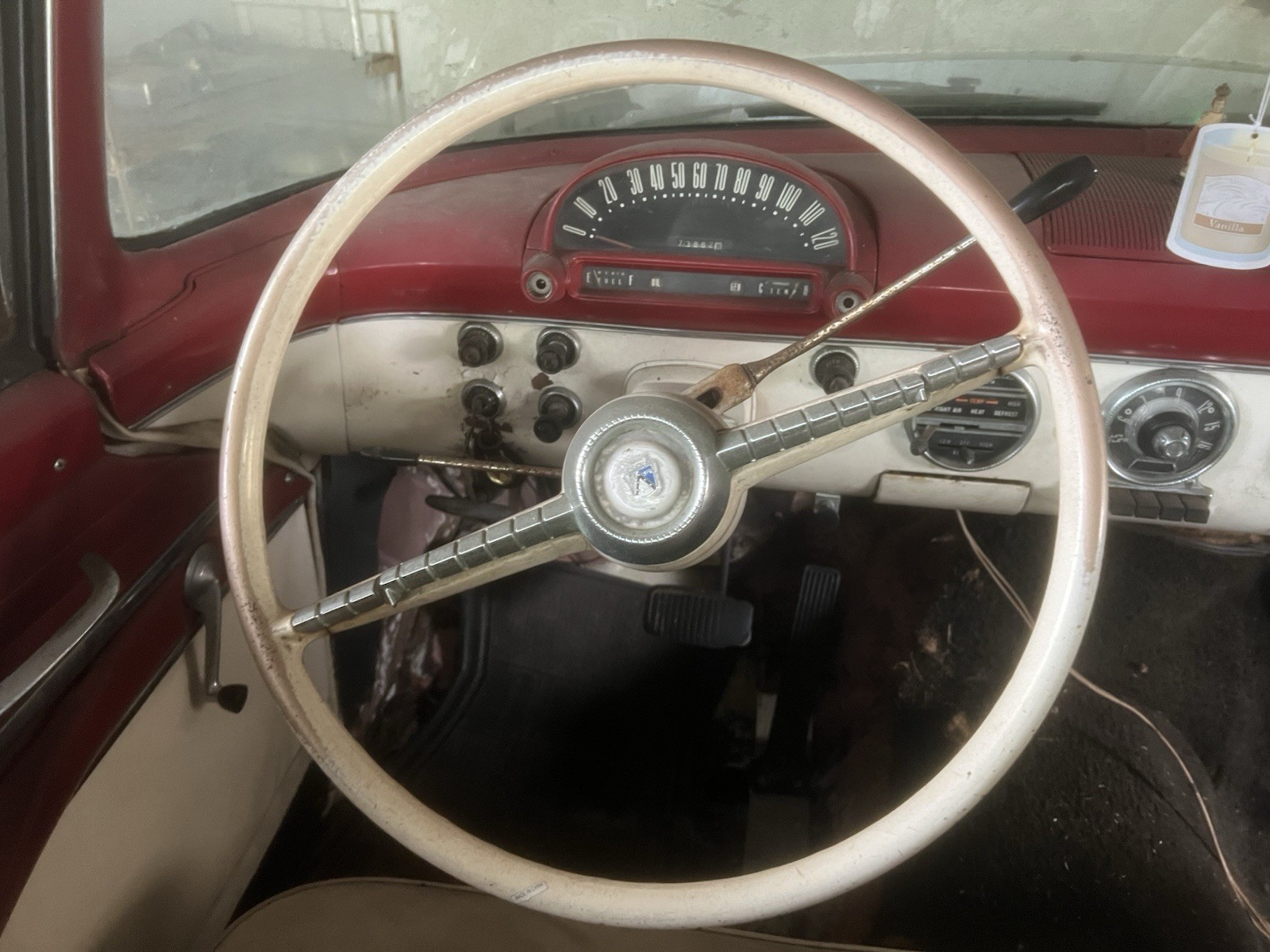 Ford-Crown-Victoria-1955-Sedan-8