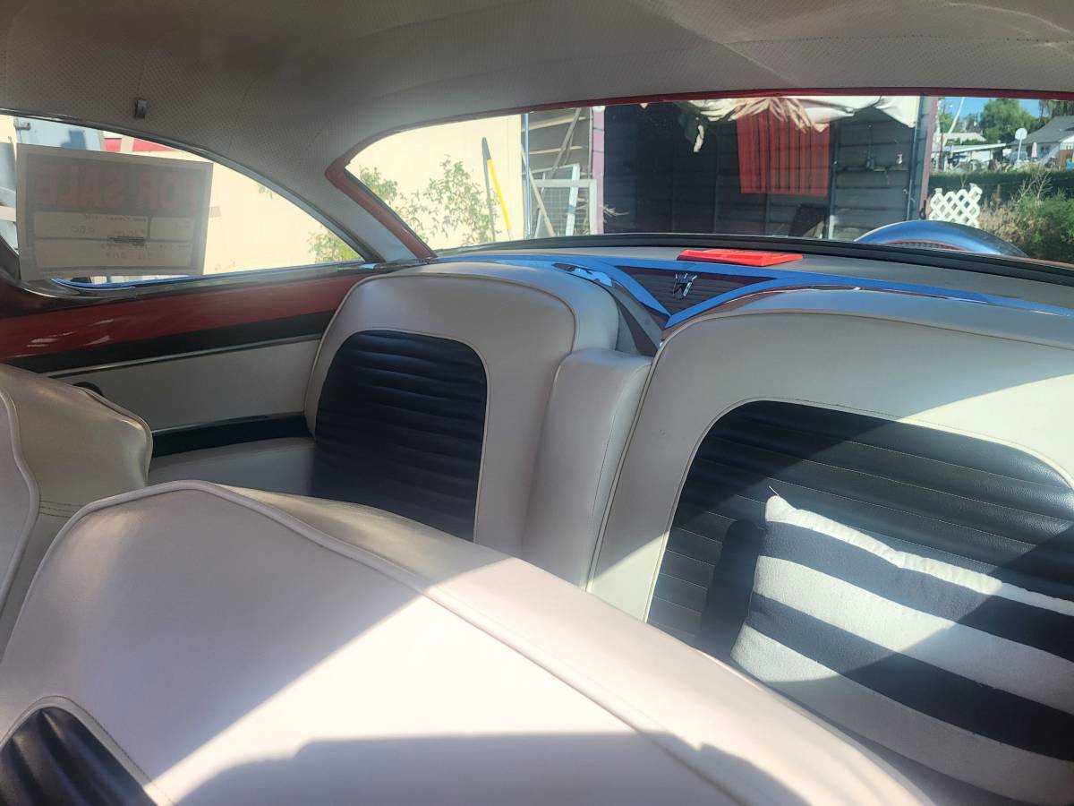 Ford-Crown-victoria-1956-custom-1