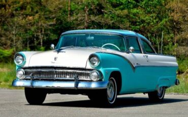 Ford Crown victoria fairlane  1955 blue