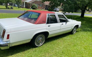 Ford-Crown-victoria-ltd-1985-white-1