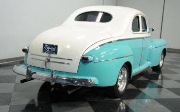 Ford-Custom-1946-Coupe-10